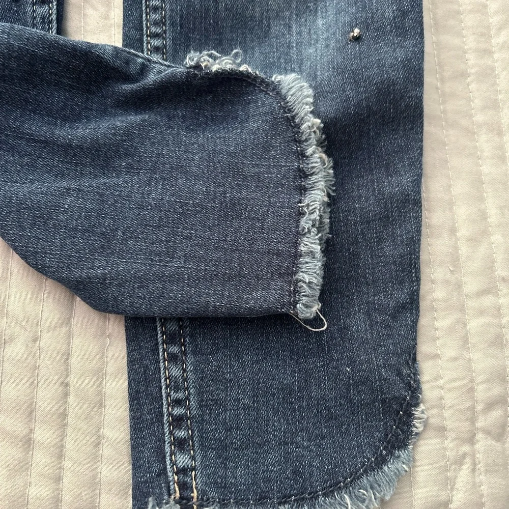 Abercrombie Kids Embellished Blue Denim Jeans - Picture 3 of 4
